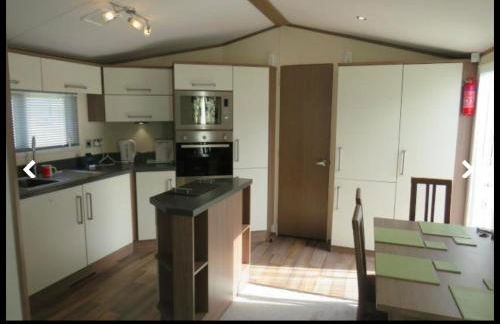 Weeley Bridge 3 Bedroom Luxury Holiday Home - Foto 2