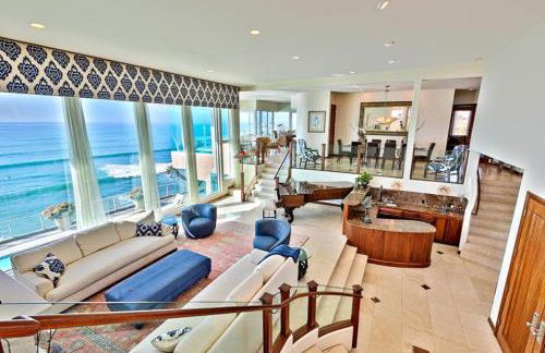 Celebrity Oceanfront Estate - Foto 32