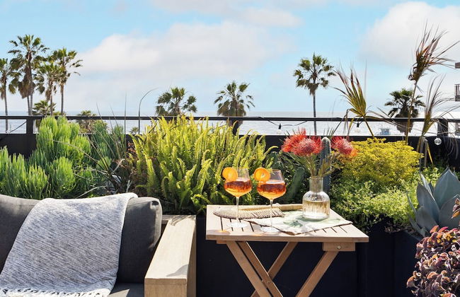 Venice View by Avantstay Walk to Venice Beach Rooftop, Ice Bath, Luxe Design - Photo 37