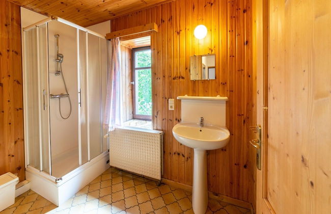 Villa in Ardennes With Sauna and Jacuzzi - Photo 24