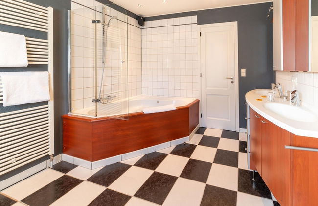 Holiday Home in Spa Near Thermal Baths - Foto 30