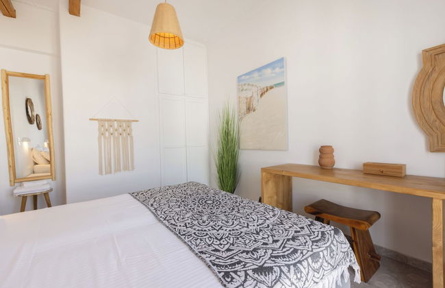 Parosquare Central Suites - Photo 4