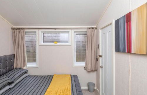 Family Luxury York Cabin Retreat with hot tub - Foto 51