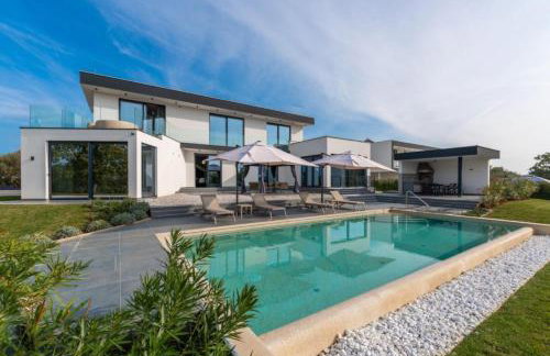 Villa Nura for 8 persons near Poreč with 36 m2 heated pool, with sauna & sea view - Foto 24