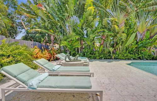 New! Waterfront Heated Pool, Fishing Pier, Designer Touches, 2mi to Beach - Photo 3