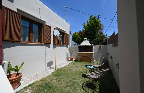 Unick Seaview Luxury Living - Photo 29