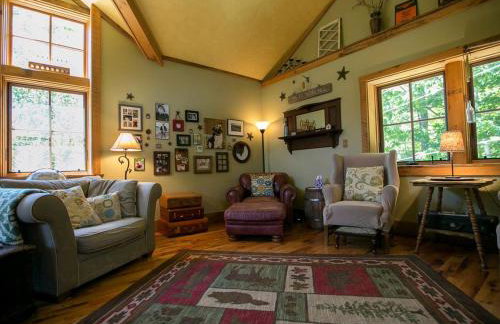 Private Rustic Cabin with Ski-In and Ski-Out Access in Jackson, New Hampshire - Foto 2