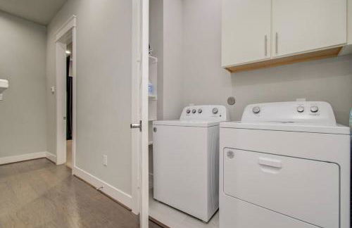 Luxurious Med Cntr/NRG Townhome - Photo 21