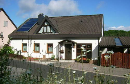 Ferienwohnung Heidelsteinblick - Photo 1