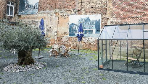 Appart Hotel de Paris - Foto 5, Garden, Garden view