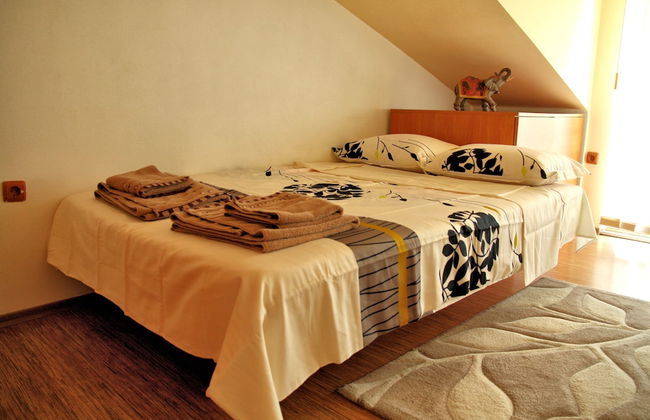 Sea view apartment in the city heart - Photo 3