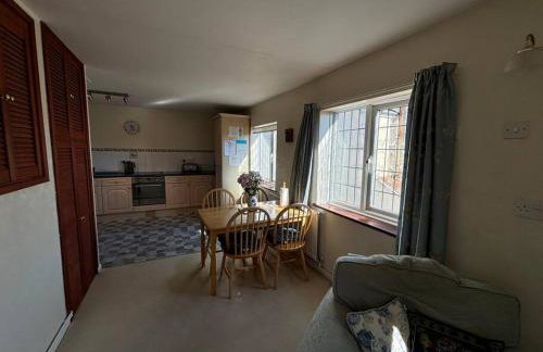 Upside Down Cottage - Foto 9