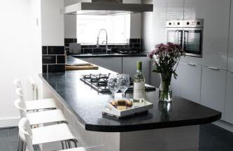 Gorgeous 3 Bedroom Victorian Townhouse - Foto 1