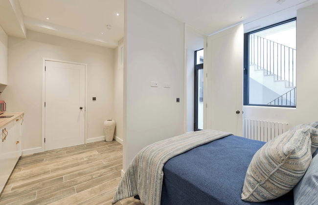 5 Bed House w/ Indoor Pool, Sauna & Private Garden - Fulham - Foto 42