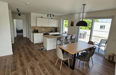 Exklusive COZY 3-Zi-Penthouse mit großer Dachterrasse Nähe Europa Park und Rulantica - Photo 2