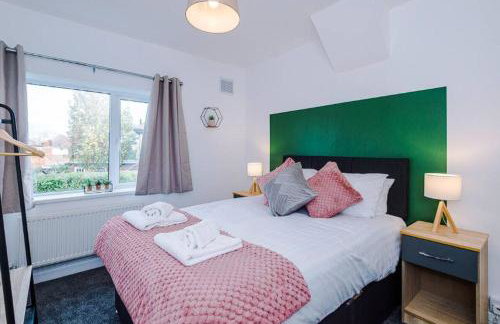 Charming and Modern 3BR Home Steps Away From City Center - Foto 4