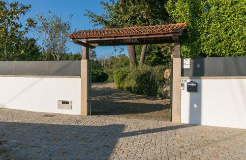 Torrinheira ~ Family Pool Villa and Woods - Foto 16