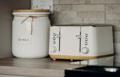 Elegant Barn Retreat with jacuzzi - Foto 16