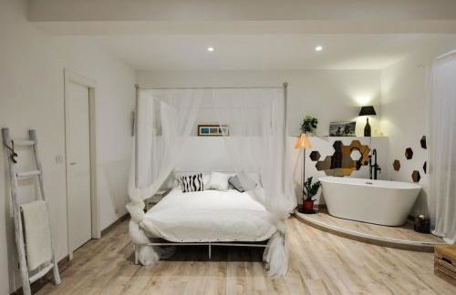 Deluxe Artistic Loft - Photo 5