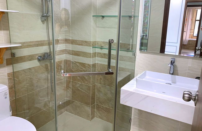 Sunny Saigon Apartments & Hotel - Photo 60