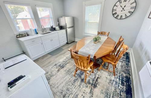 Downtown Portsmouth 2 Bedroom 2 King Beds - Foto 7