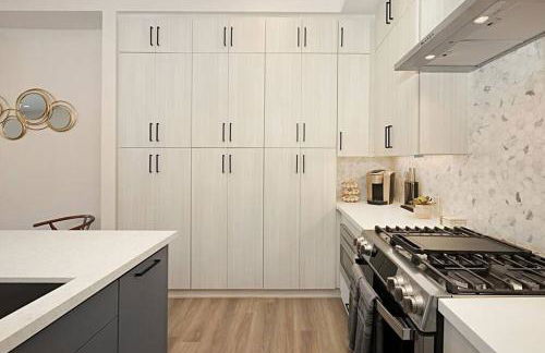 Luxury NEW Residence with Private Rooftop, Downtown in minutes - Foto 39