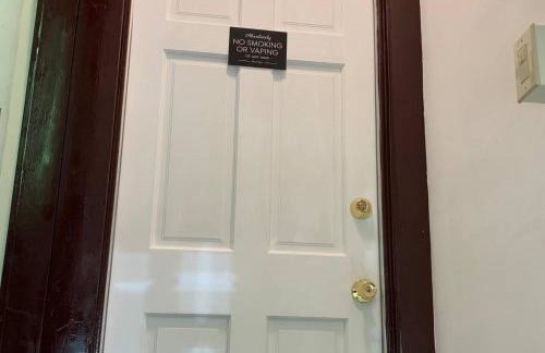 The Paradise House steps from the Heart of Hertel - Foto 35