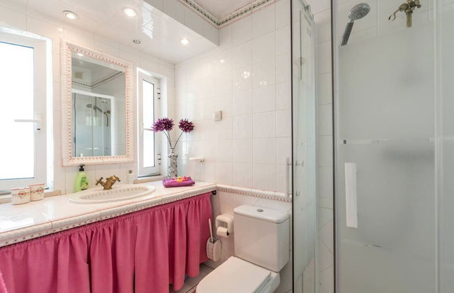 Immaculate 3-bed Villa in Guia Private Pool - Foto 29