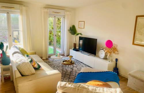 Maison au calme avec jardin proche tram - Foto 1