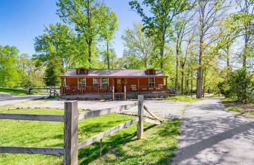 Cozy Lake Cumberland Cabin with Fire Pit - Foto 1
