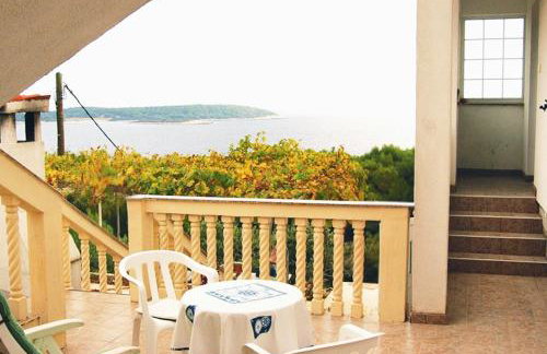 Apartments with parking space Brgujac, Vis - 8919 - Foto 25