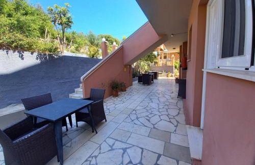 Stefanos Studios - Photo 15