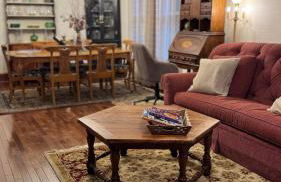 Country Retreat with ponds-views-porches & pups - Foto 6