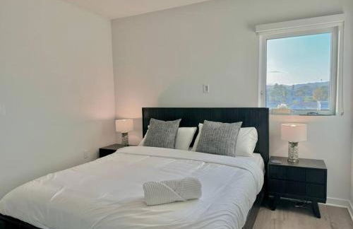 Corner 2 Bedroom 2 Bath Condo - Balcony - Parking - Foto 15