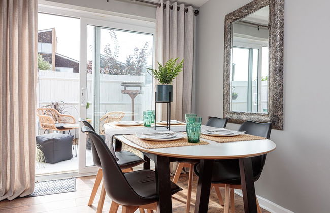 Laburnum By the Sea - Foto 1