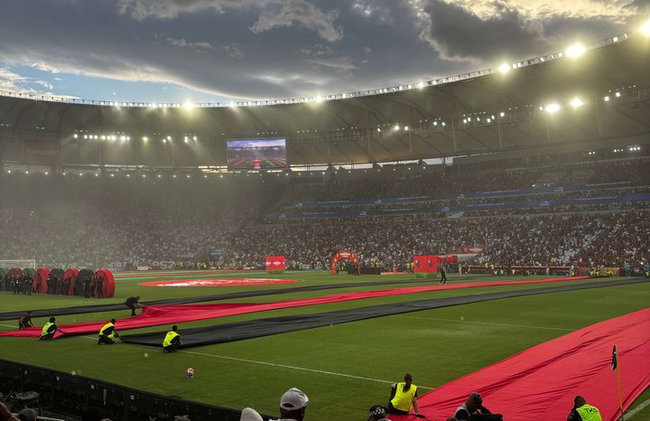 Watch football match at Maracanã with ticket, Guide and transfer - Photo 4