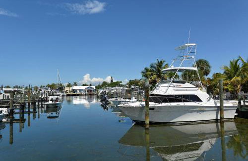 NEW! SaltWater Serenity less than 500ft to AMI, Canal Front! - Foto 72