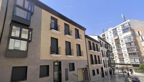 H2M Postigo Duplex terrace 2 bathrooms, Smart TV, Oven - Photo 2