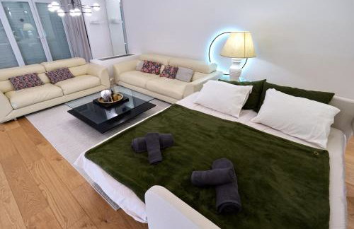 LE LUXURY LOFT - CENTER l DECEMBER MAR-KET l EUROPEAN PARLIAMENT l PARKING l NETFLIX - SPACIOUS & UNIQUE - LE LUXURY LOFT - CENTRE l MARCHÉ DE NOËL l PARLEMENT EUROPÉEN l PARKING l NETFLIX - SPACIEUX & UNIQUE - Foto 21