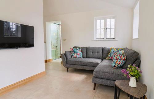 Upper Cottage - Photo 5