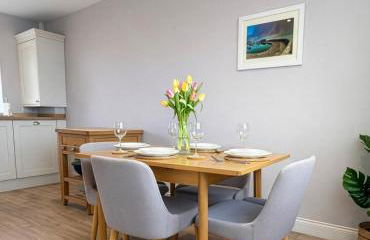 Seascape Lyme Regis - 2 minute walk to sea front - Photo 14