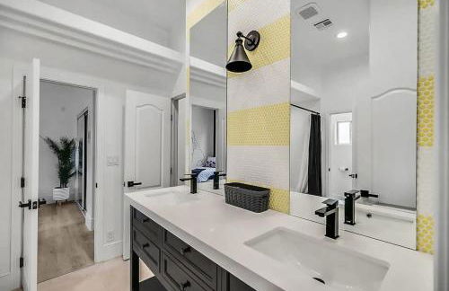 8000sf 7BR Villa Casita Pool Spa Gym & Games - Foto 27