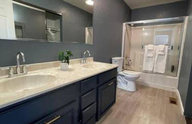 NEW Modern 4BD I 2BA Home 30MIN to Berkeley,SF,Napa - Foto 14