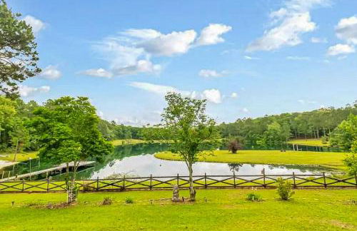 30-Acre Oasis with Private Pond Near Big Creek Lake - Foto 33