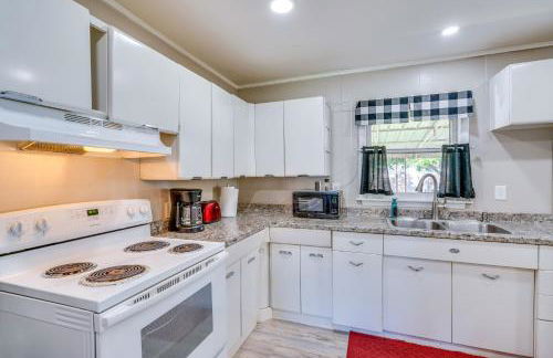 Walk to St Mary-Corwin Home Base in Pueblo - Foto 7