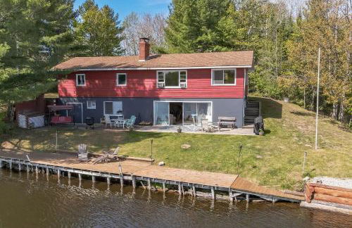 The Banks - Rustic and Waterfront, Secluded and Special, by RedAwning - Photo 2