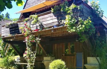 Charmantes Ferienhaus mit Garten - Foto 1