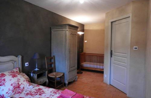 Maison charmante près de Nueil-les-Aubiers avec jardin - Foto 3