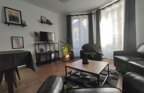 La Crécynade - near Disneyland and Parrot World - Foto 3