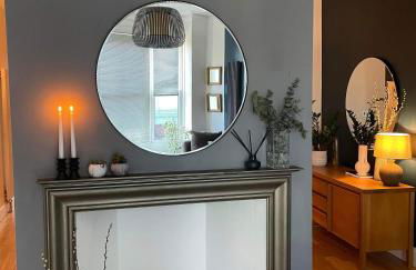 The Clock Tower Apartment - Spacious, Modern, 2 Bedroom Apartment , Southsea with Free parking - sleeps 4 - Photo 21